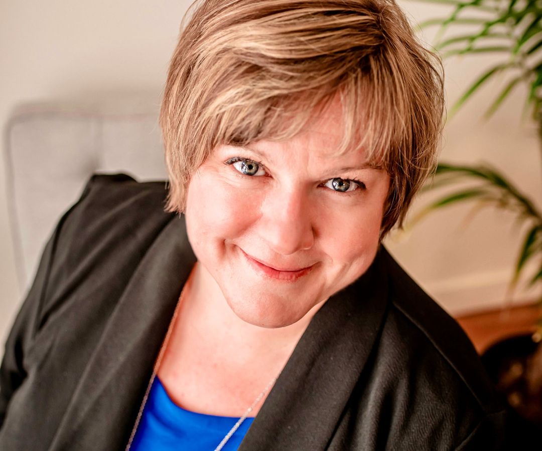 Portrait of Clarissa, the founder of Flourish Leadership Development.